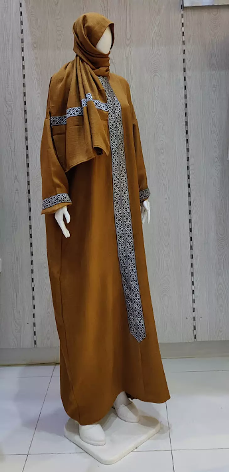 Praying-Outfit-Islamic-Brown Linen image
