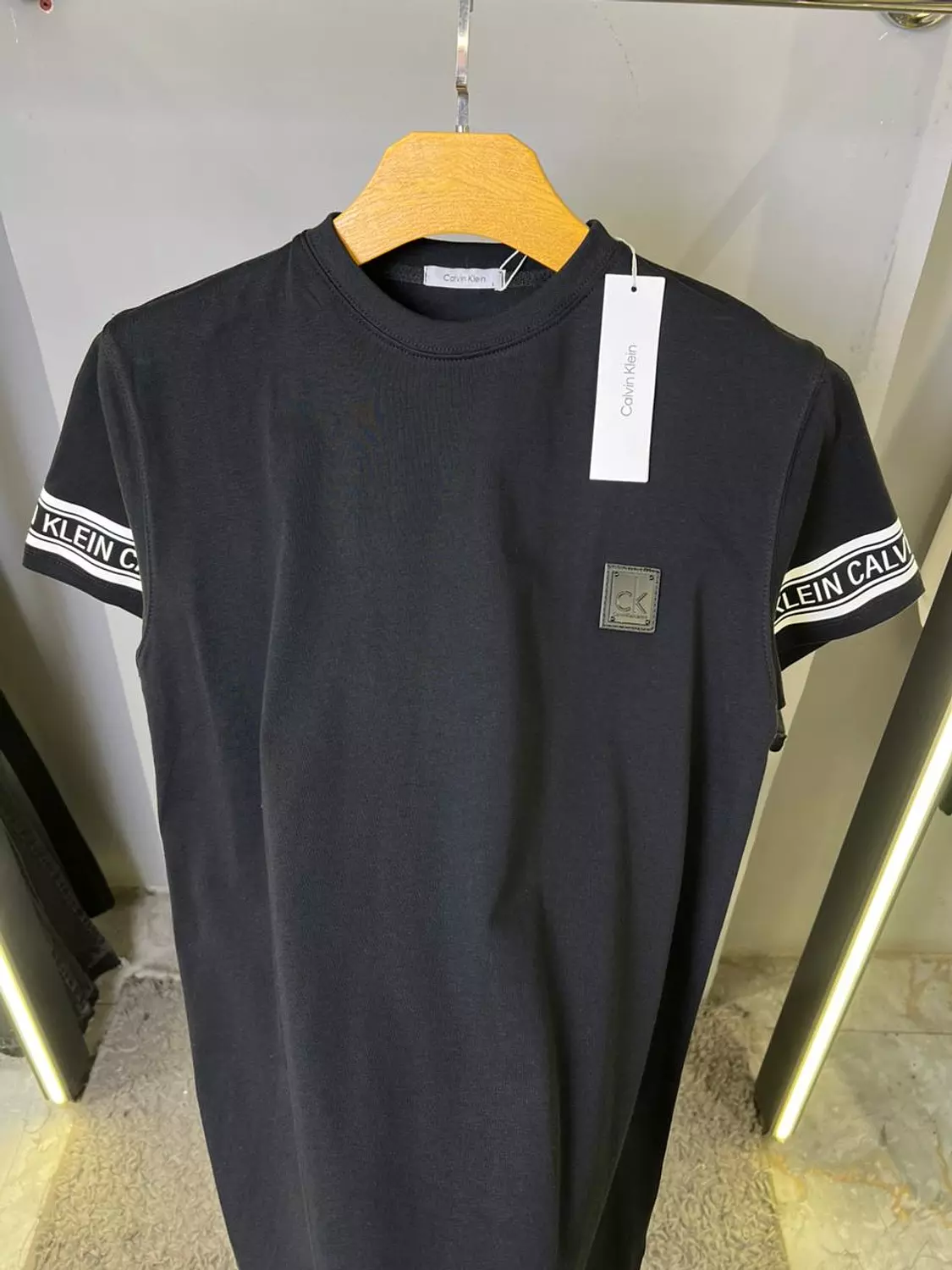 CALVIN KLIEN TSHIRT / 11772 5