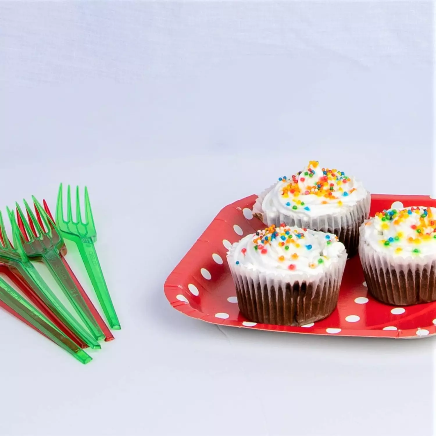 Green Plastic Forks 1