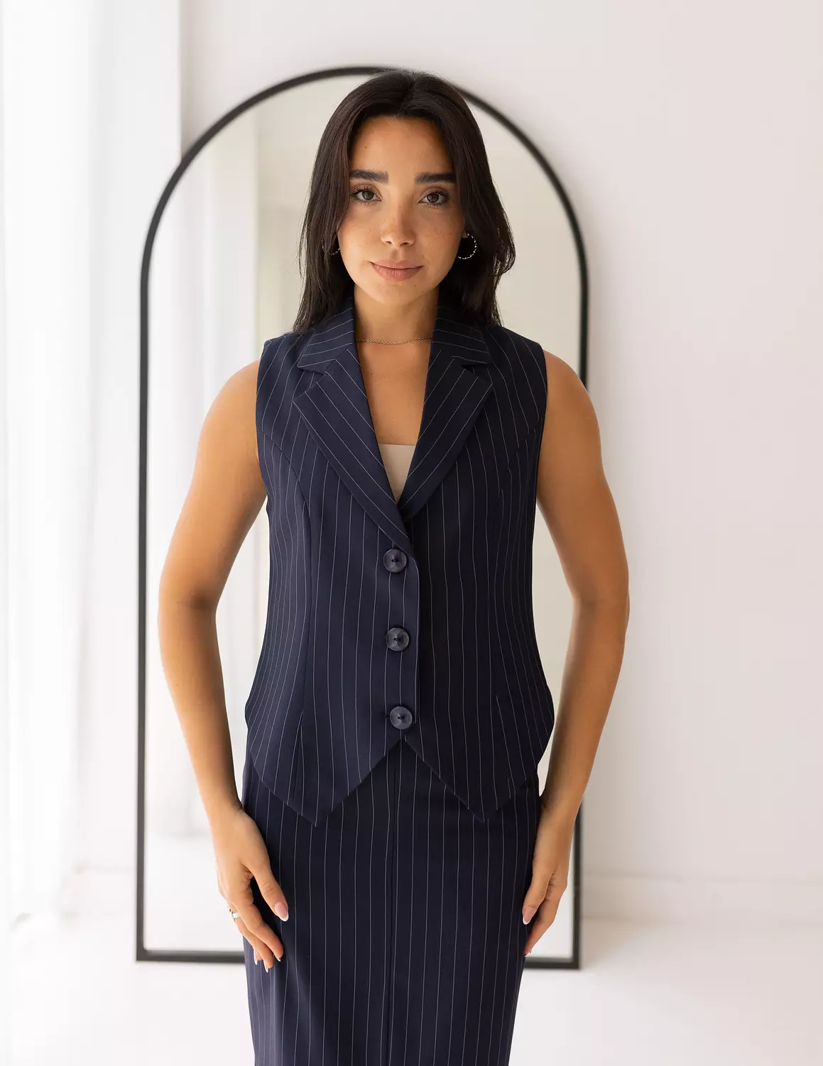 Striped Navy cropped vest  5