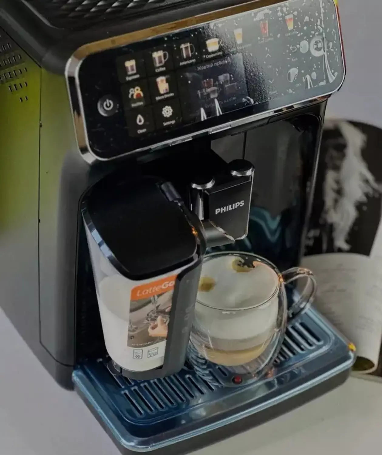 Philips Series 5500 LatteGo  3