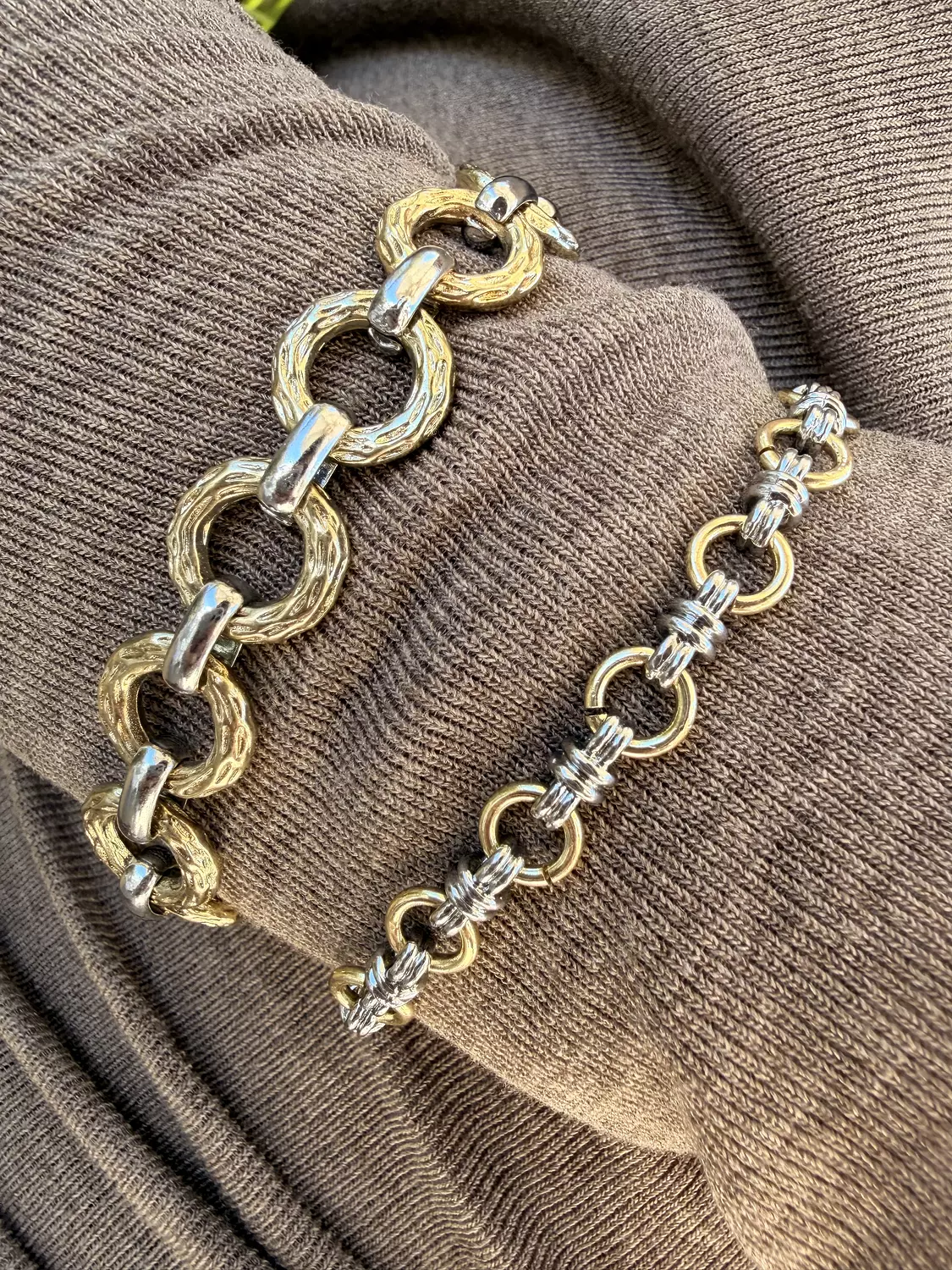 Silver x Gold Connected Circles  hover image