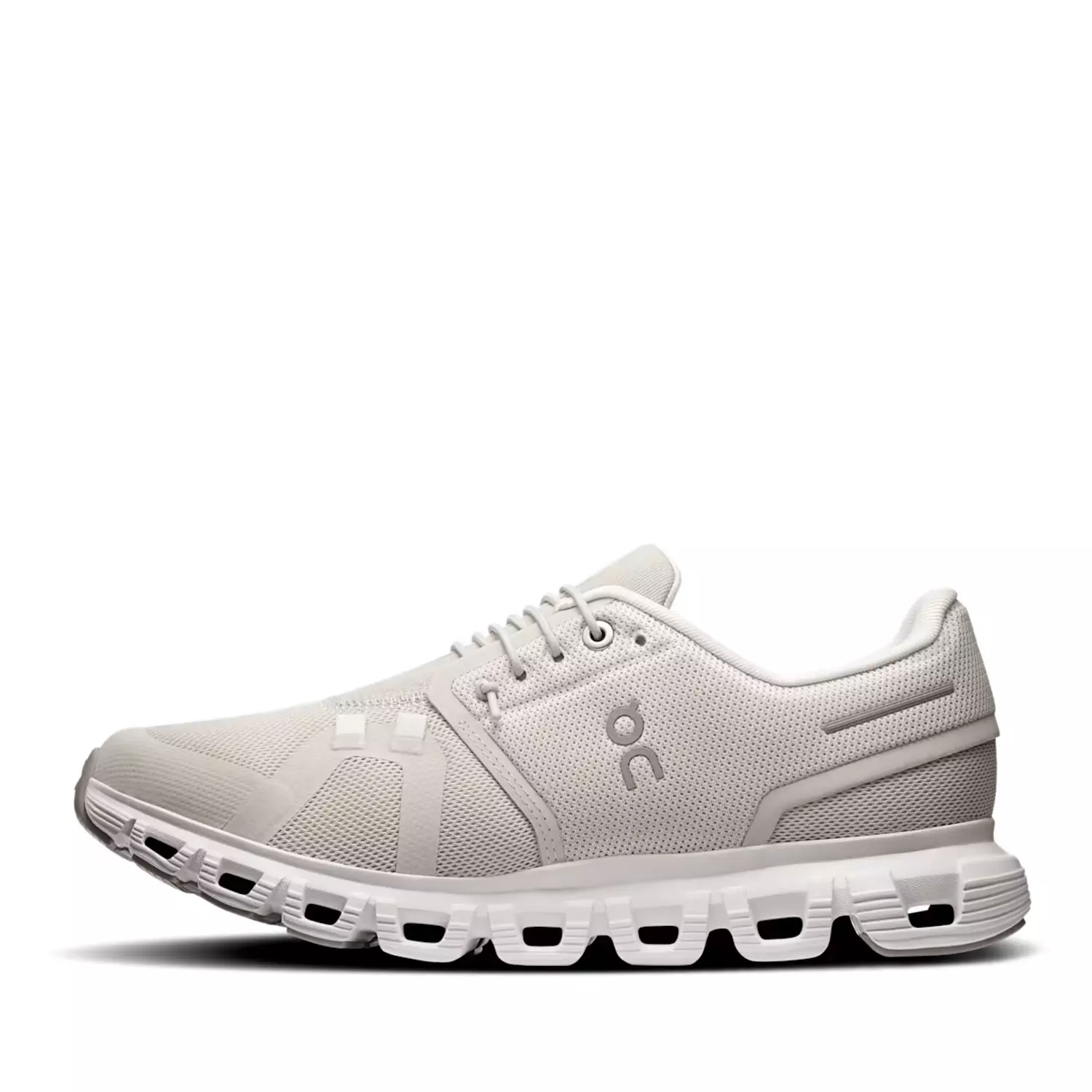 On Running Cloud 6 Pearl White 3