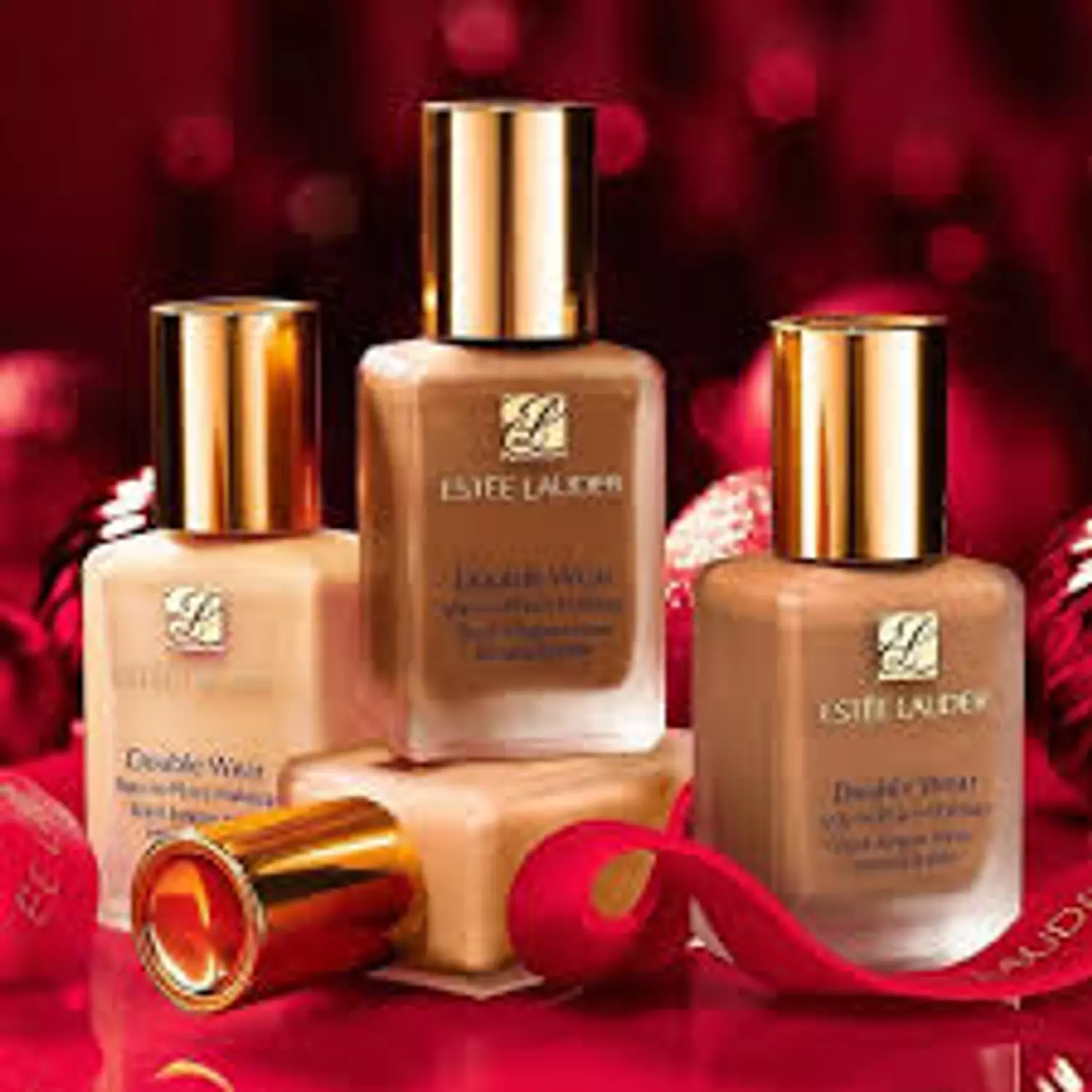 Estee Lauder Double Wear Stay In Place Makeup Foundation  shade 2