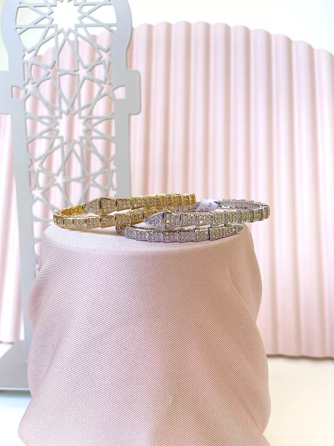 Majestic curve bangles 1