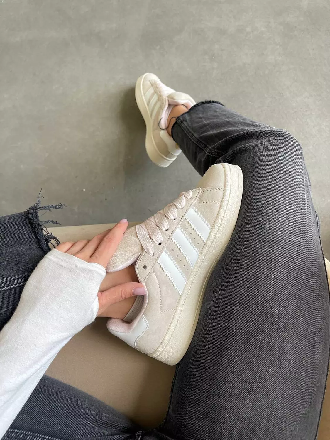 Adidas Campus 00s hover image