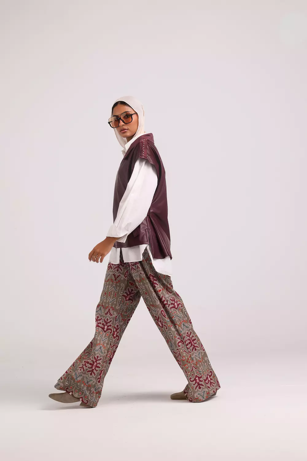 Vel-lux-Pants "Cafe" 3