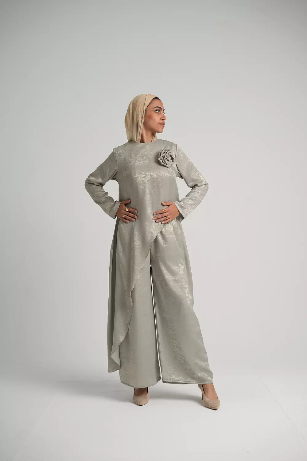 Curvy Glossy  3
