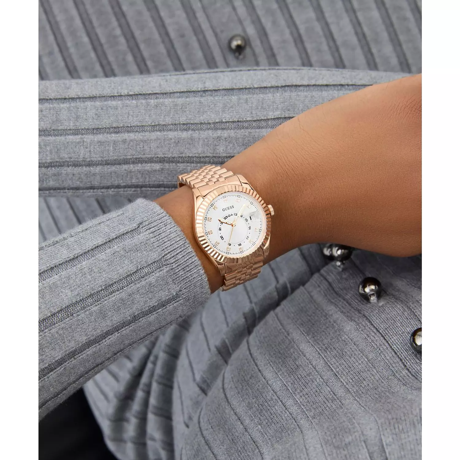 GUESS Ladies Jada Rose Gold Tone Multi-function Date Watch Rose Gold Tone Stainless Steel Bracelet GW0936L4 7