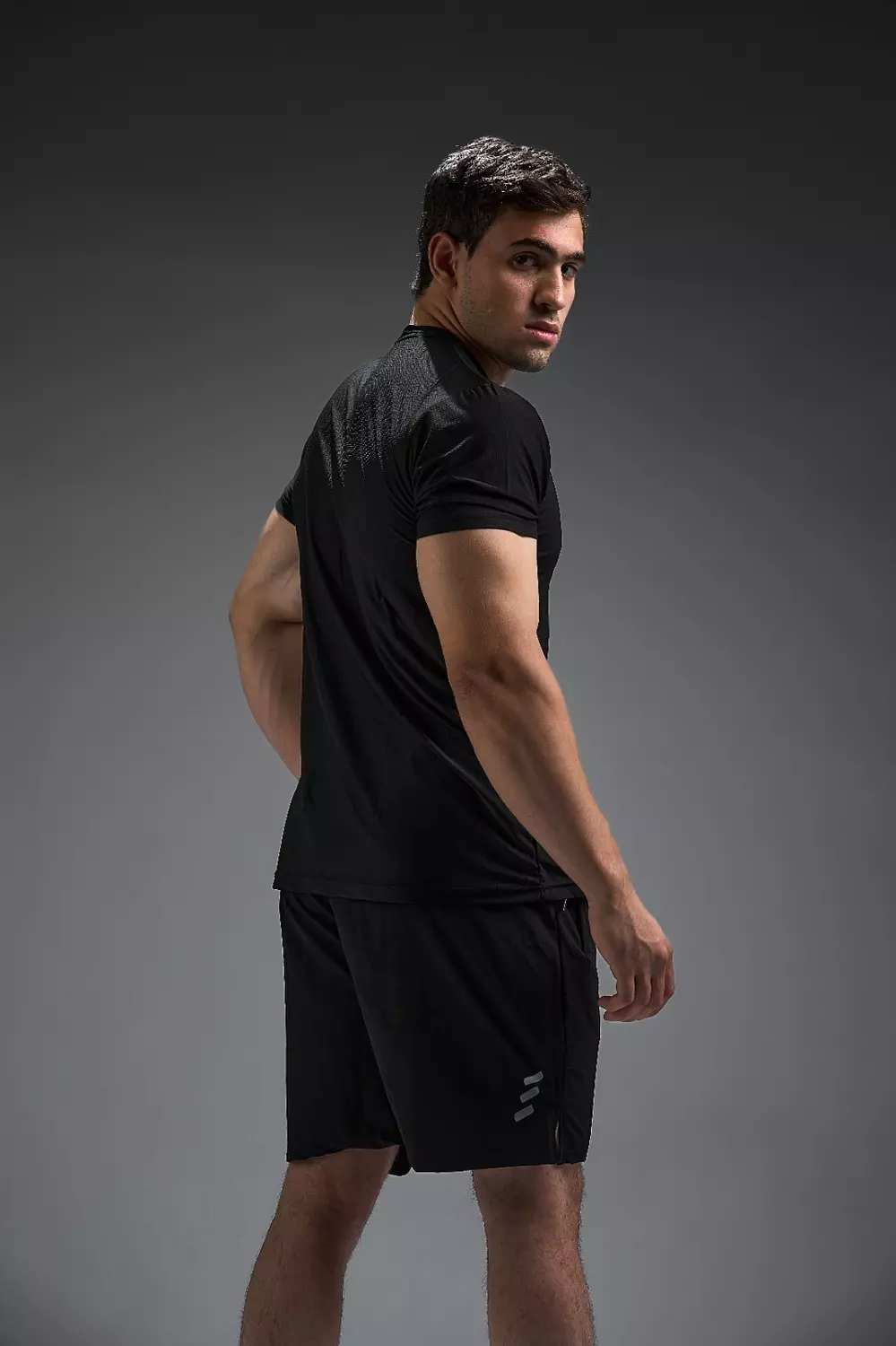 MEN'S CORE TECH T-SHIRT - black 6