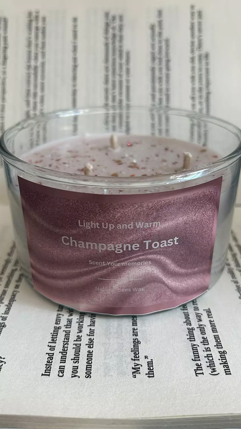 Bath and body works Medium Candle 10