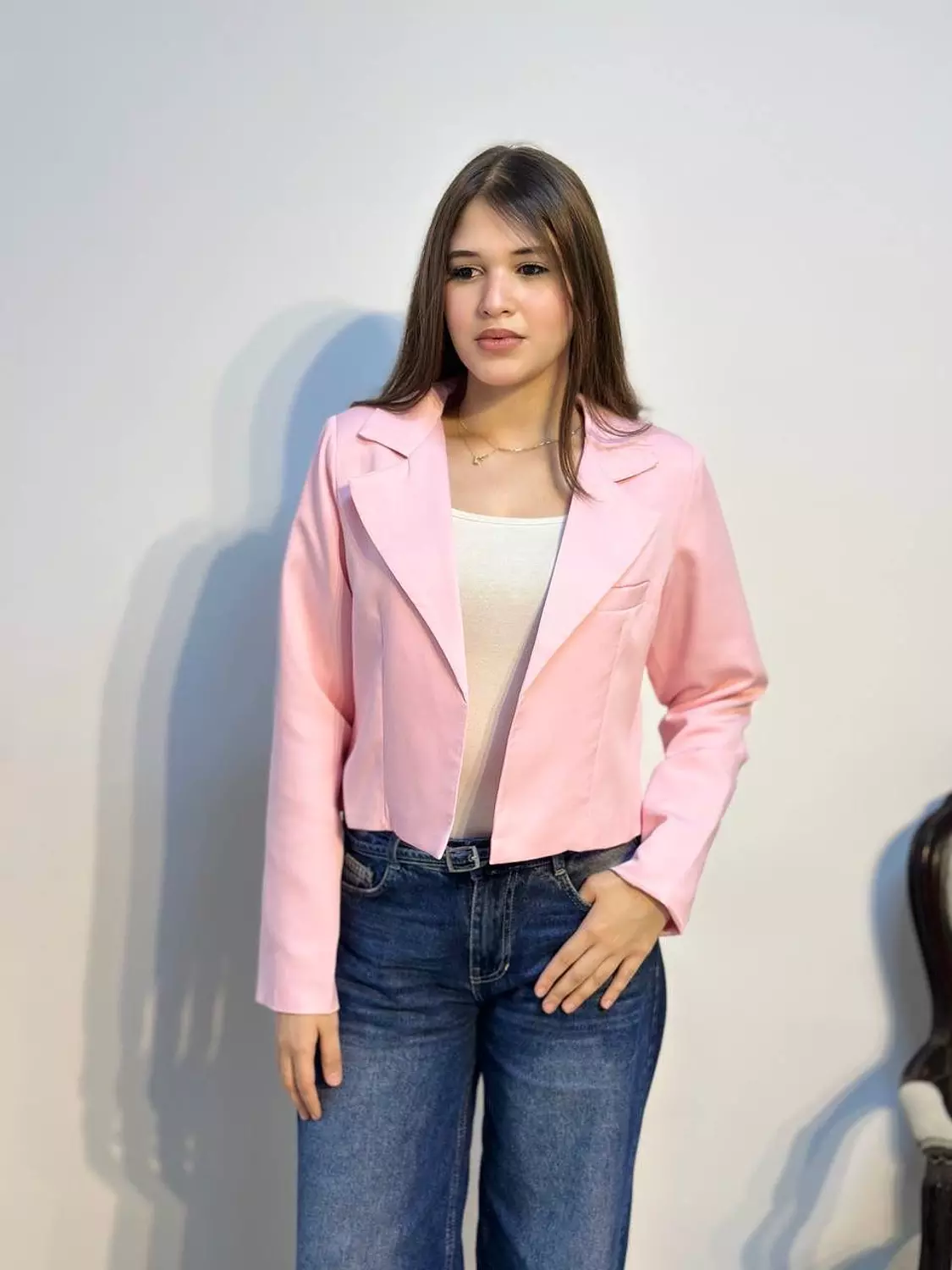 Cropped Rosaline Blazer – Boxy Fit with Notched Lapels & Lining 4