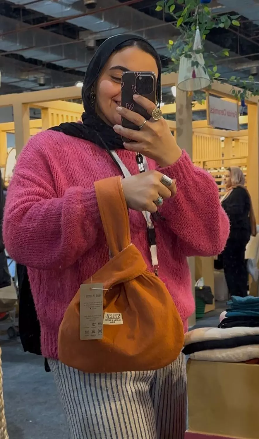 ORANGE TIE BAG  image