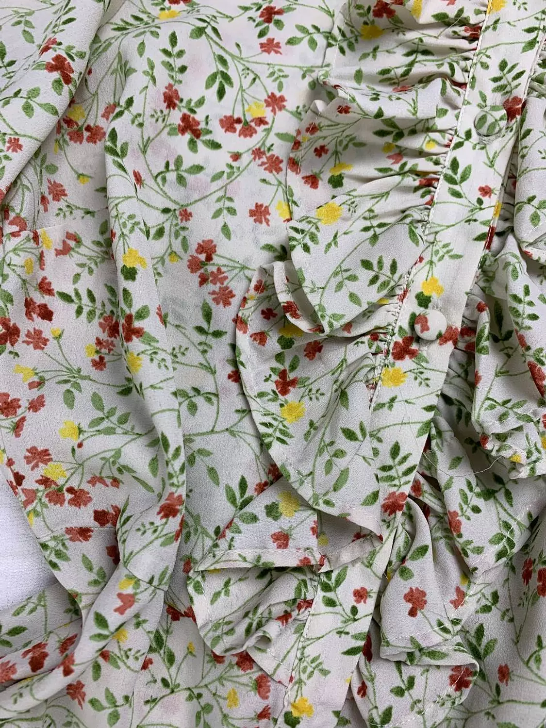 Floral crepe dress from Zara   Size S to 50:55 k   For 425 2