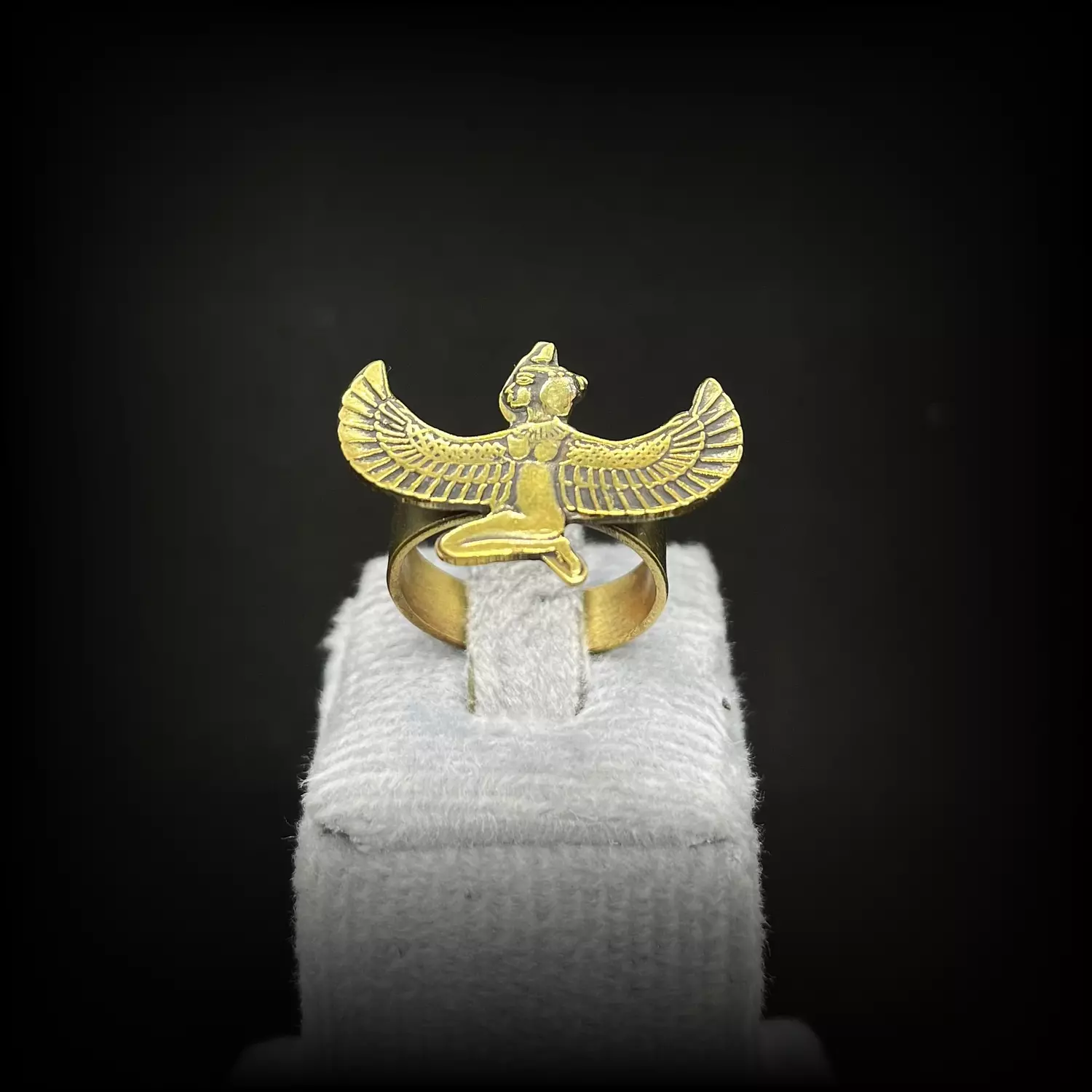 Isis Ring image