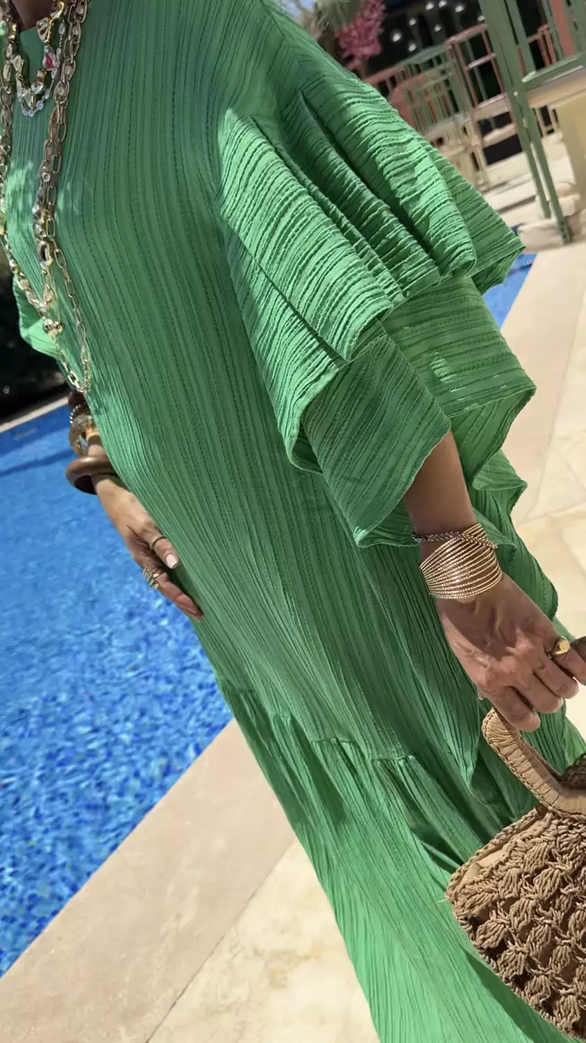 Green Dress / 506 2