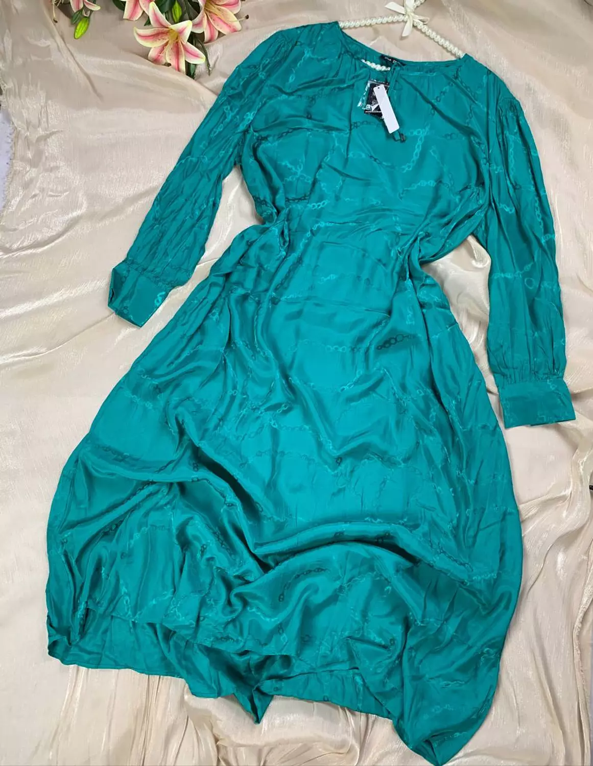 Maxi satin kaftan dress from Splash   Size 26 to 100:110 k    image
