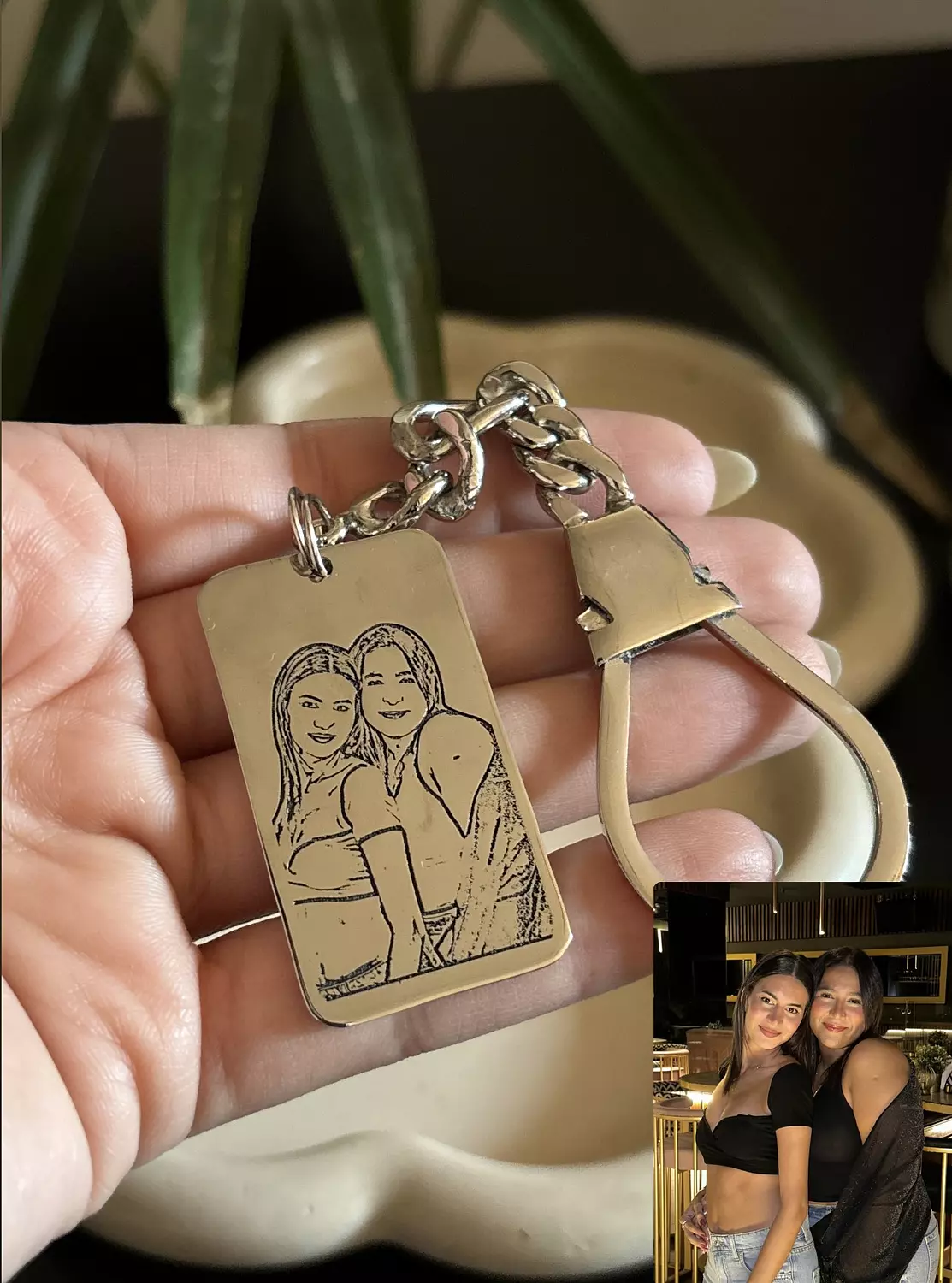 Engraved photo - key chain image