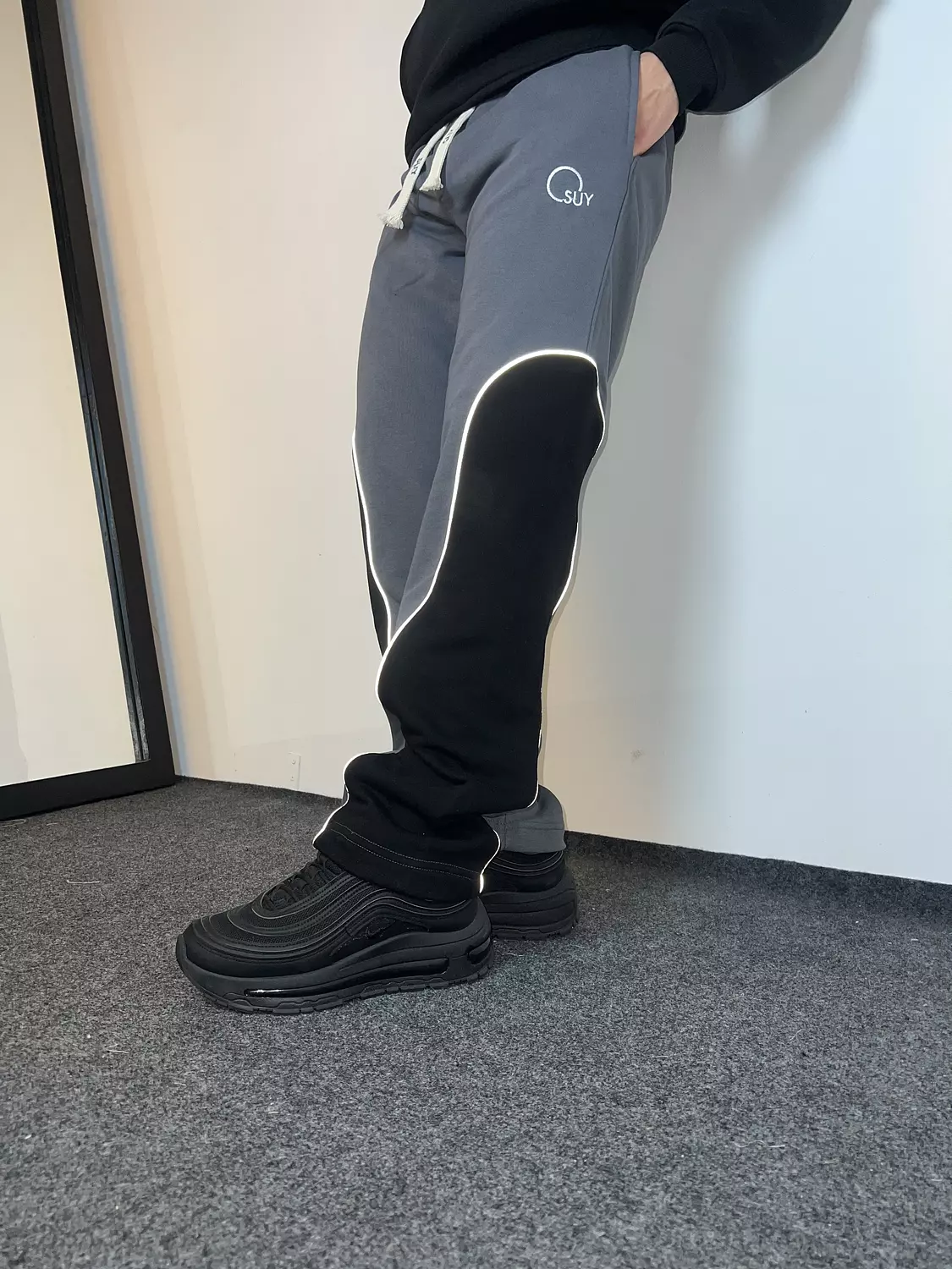 Relaxed fit Premium sweatpants _ Reflect _ Dark grey color image