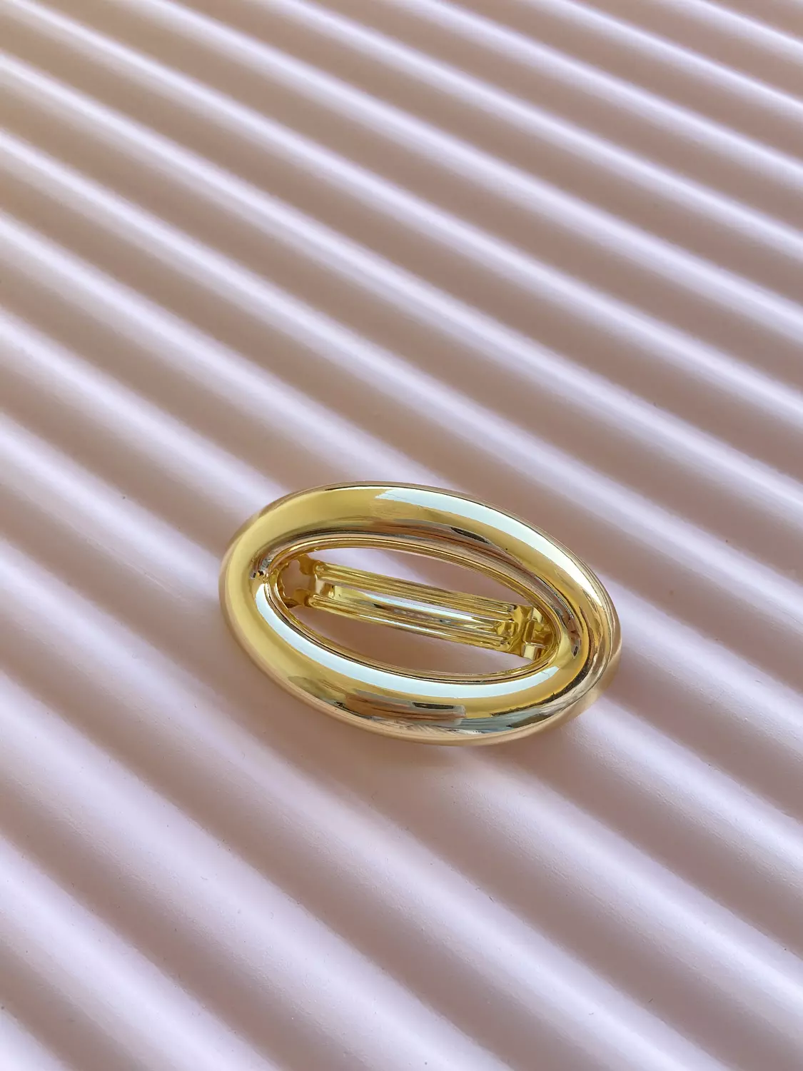 Oval clip image