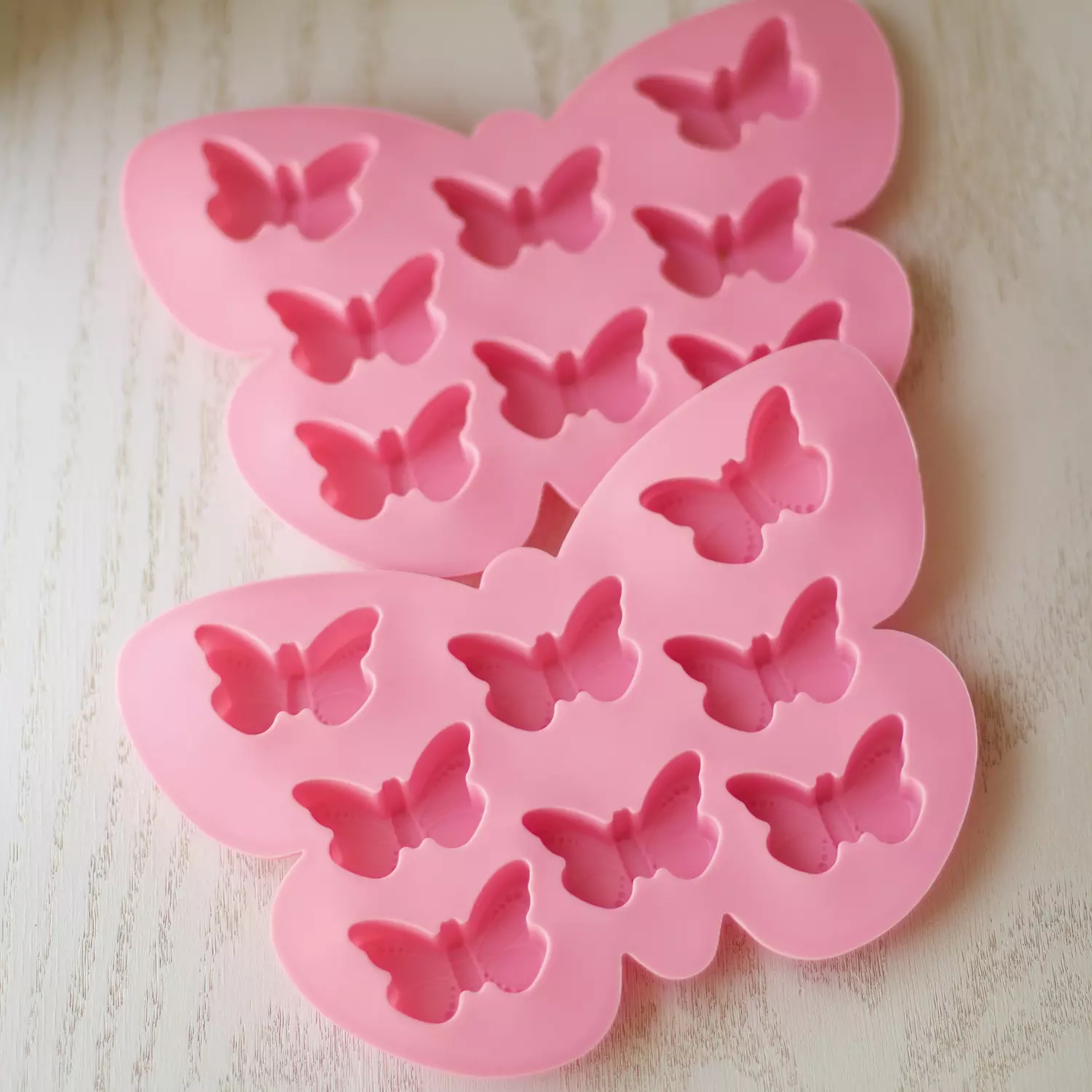 Butterfly ice cube tray  image