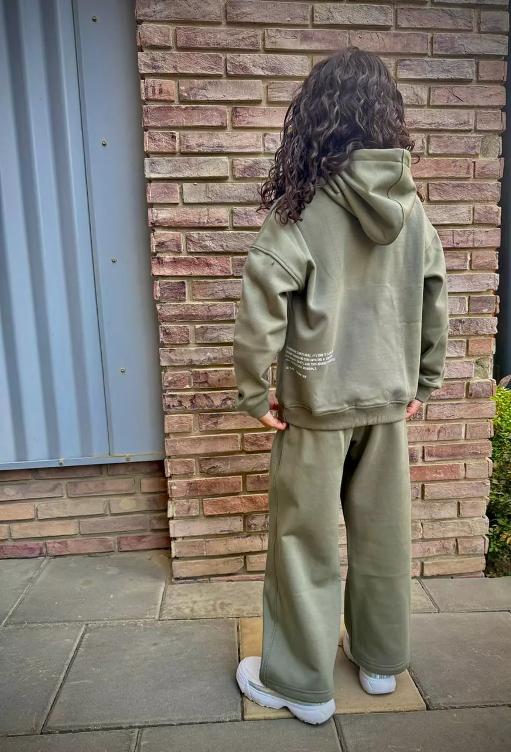 Urban Olive set image