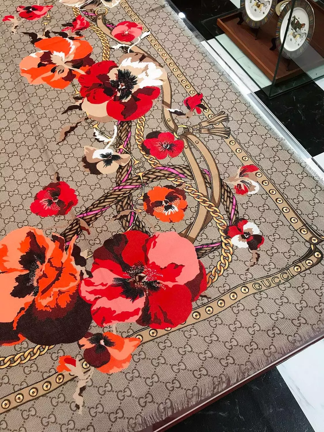 Gucci scarf   4