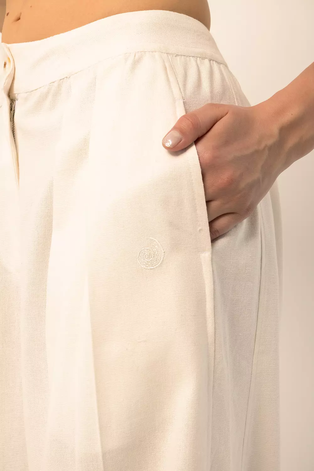Linen Blend Darted Trousers - off white 4