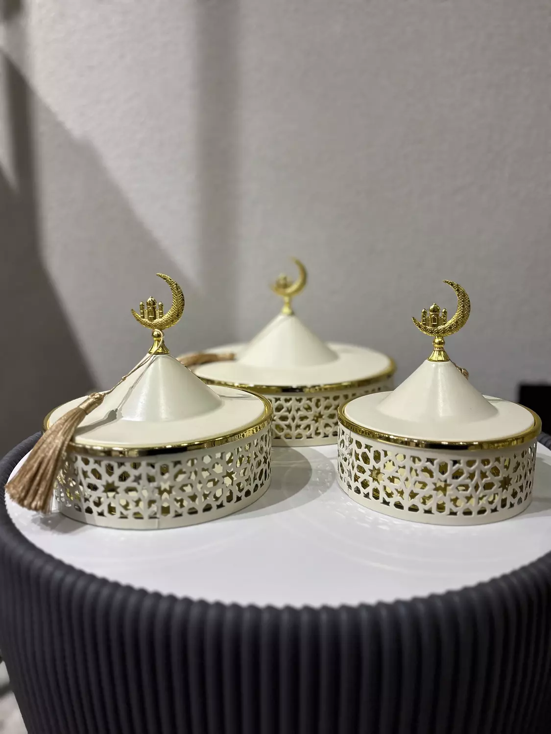 Gold container Ramadan 