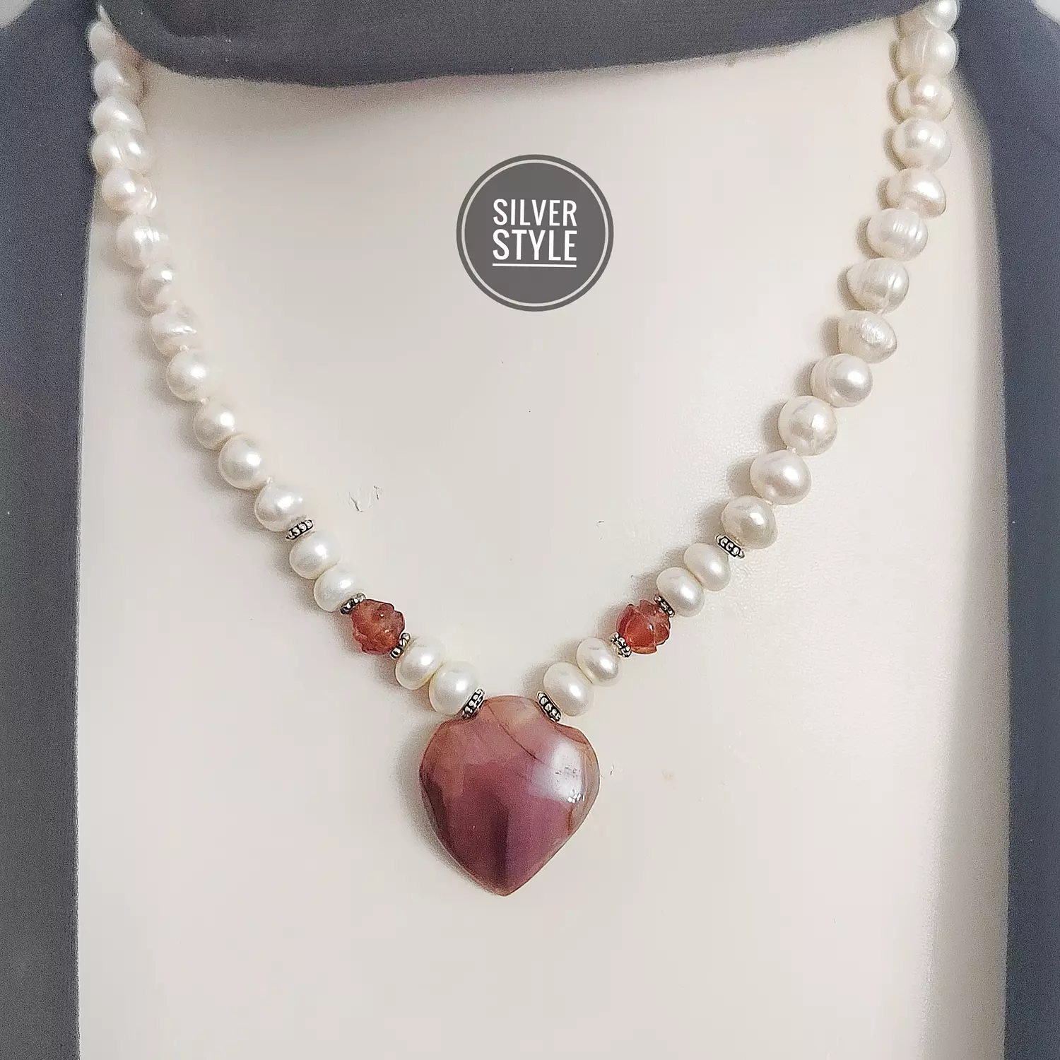 Natural Heart Agate image