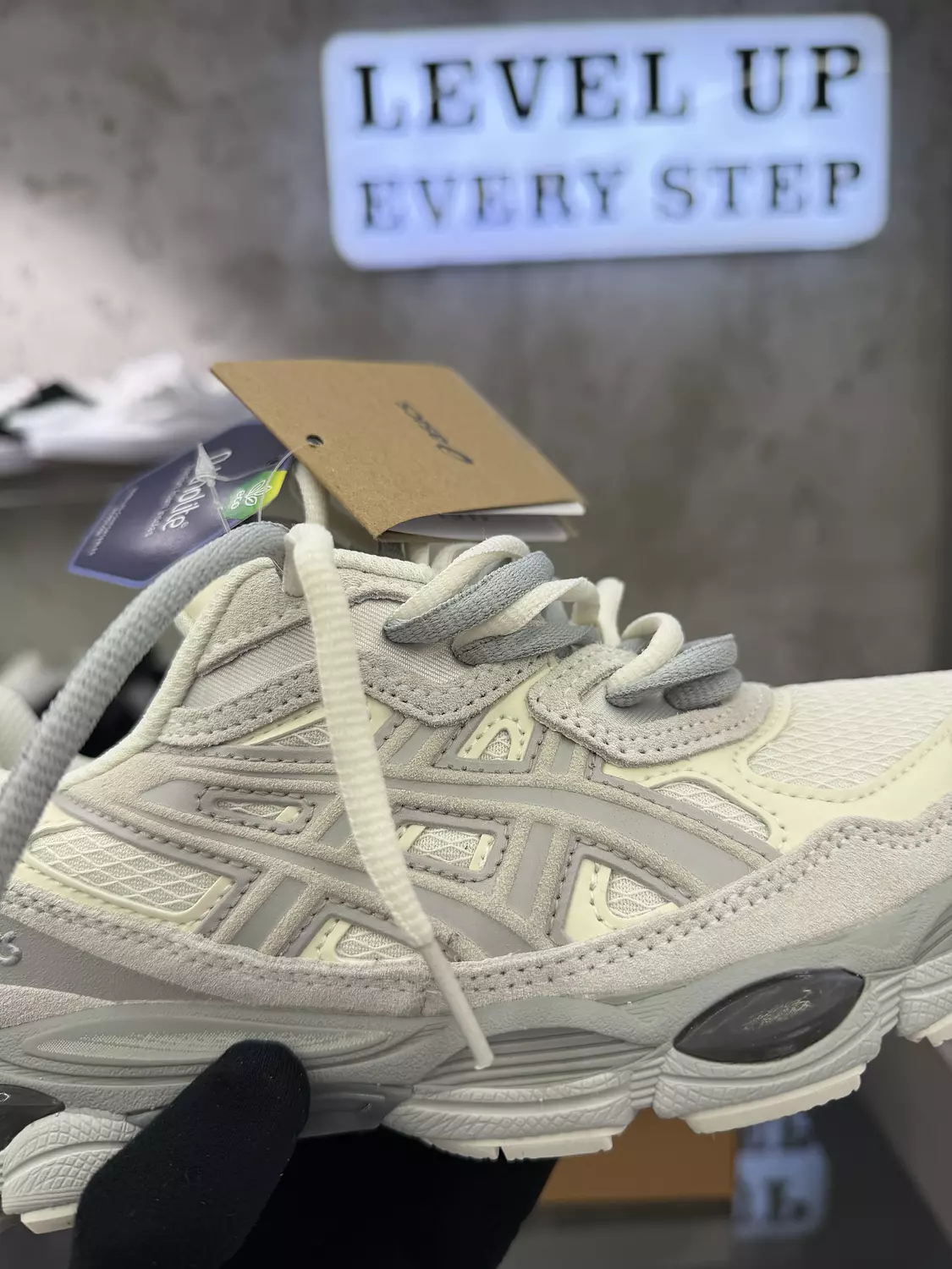 Asics gel-NYC Cream/Cream 8