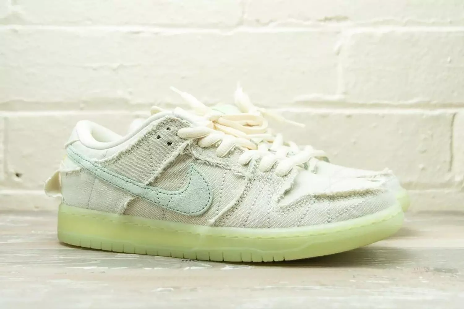 Nike SB Dunk Low Mummy 3