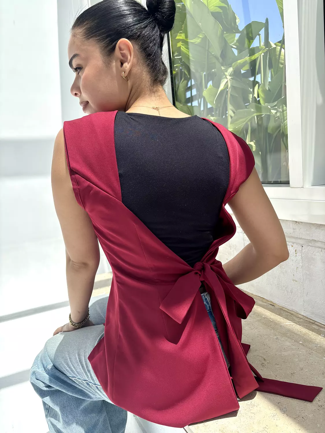 V Vest 8