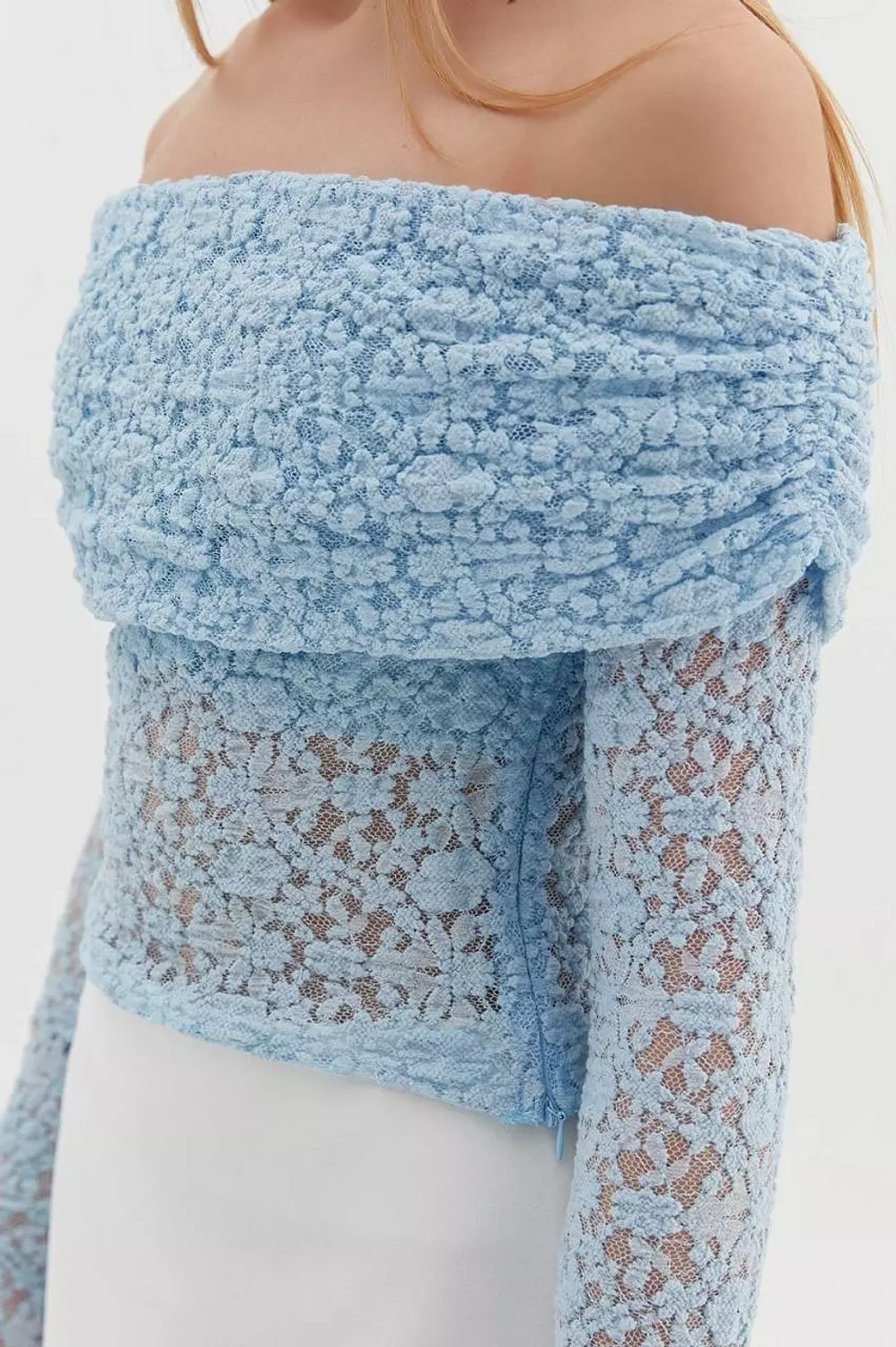 Off Shoulder Dantel Lace Top hover image