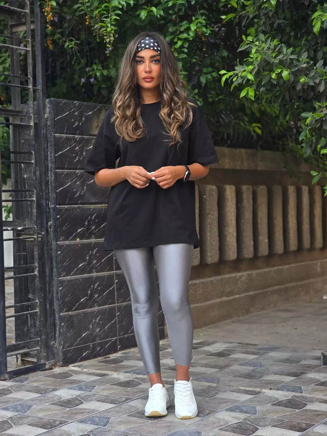 Fume grey metallic leggings image