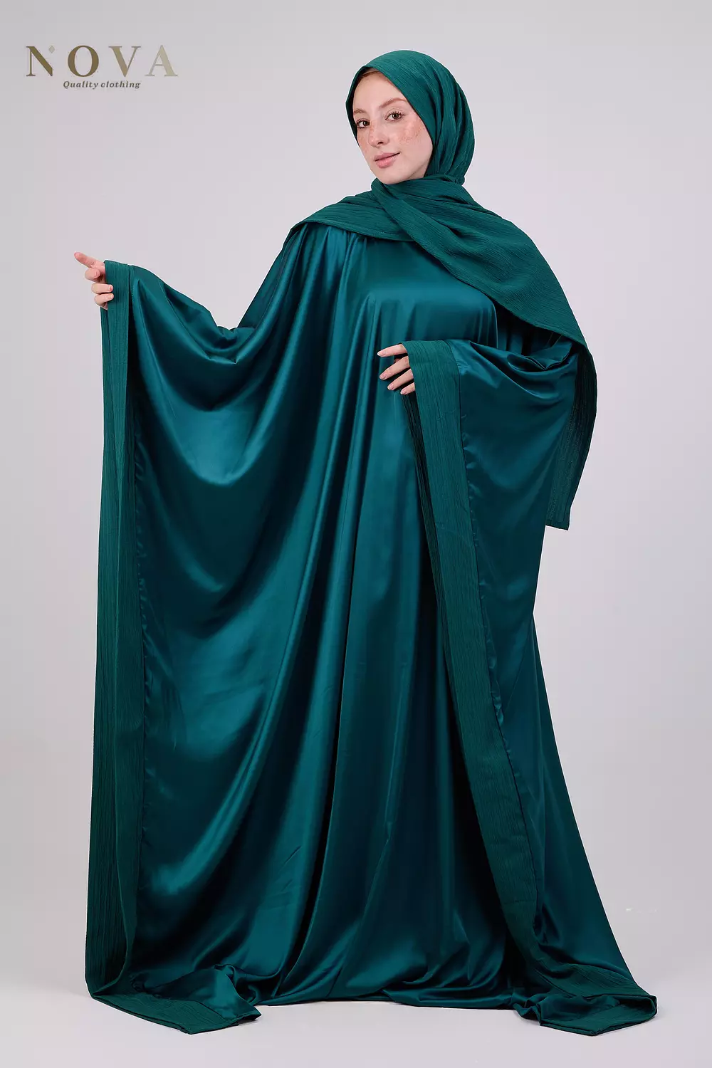 Emerald green crush satin  image