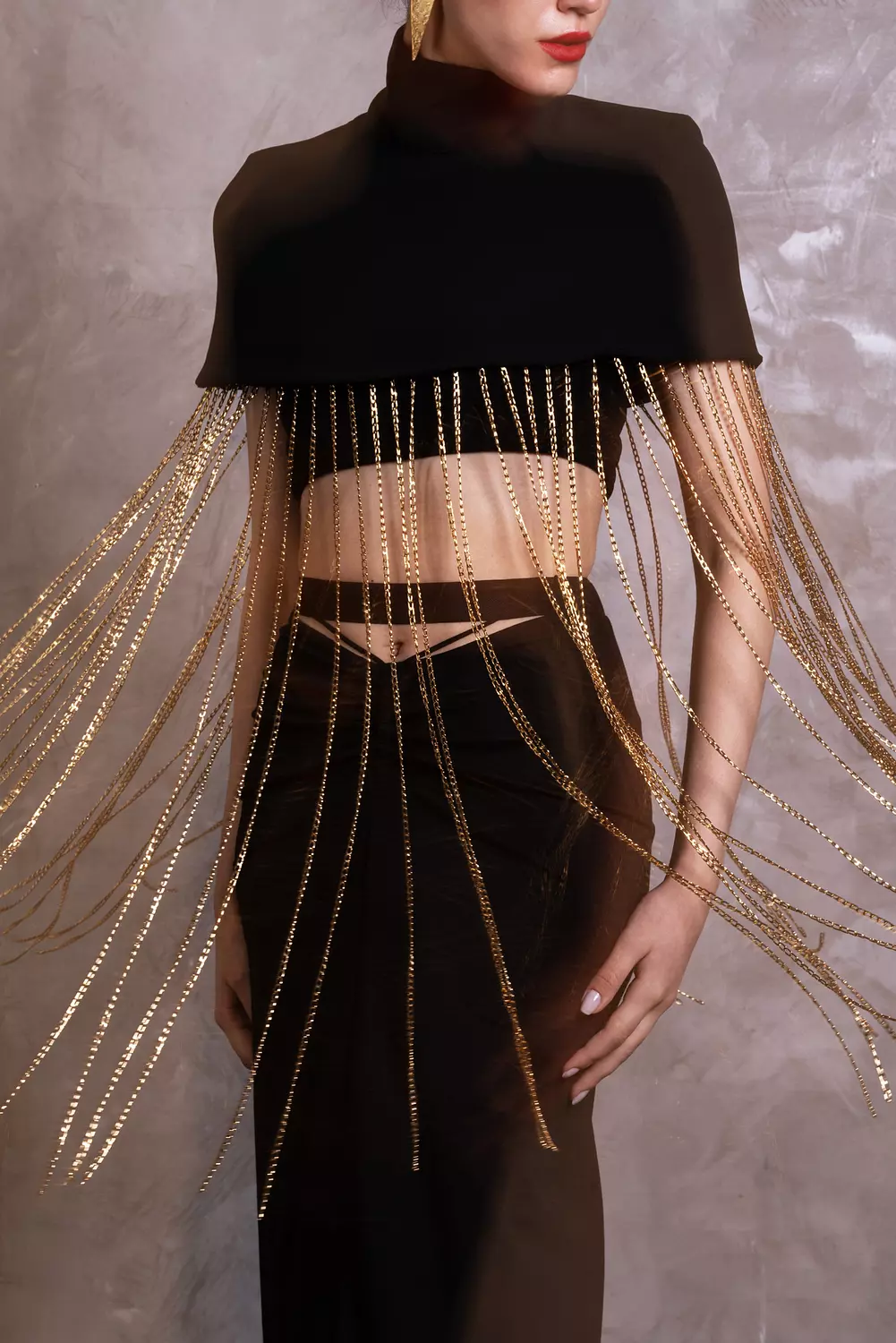 Fringes cape 