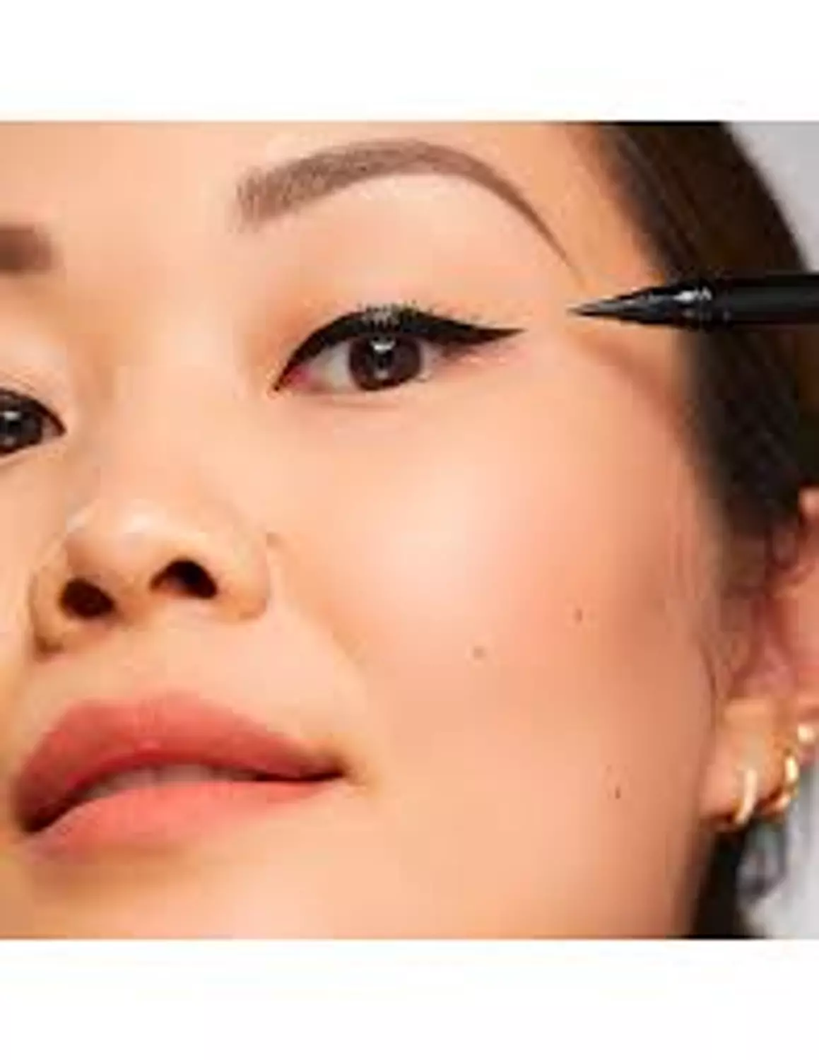 rare beauty Perfect Strokes Matte Liquid Liner 1