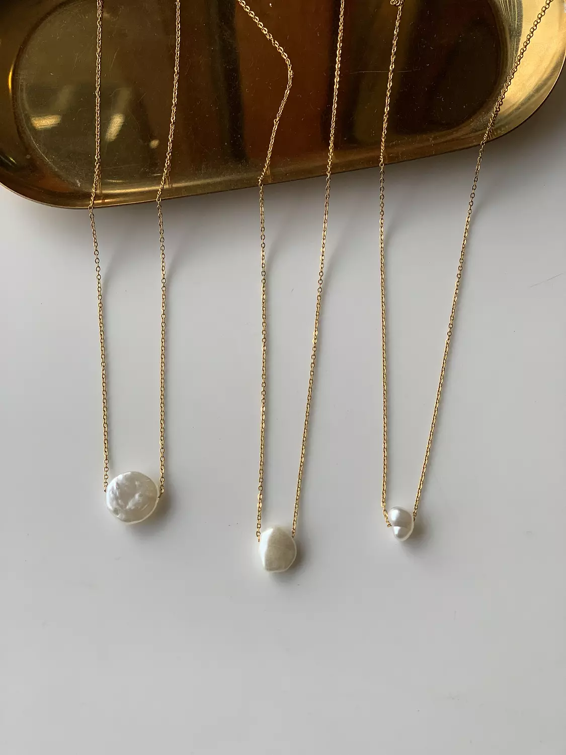 Pearl necklaces 