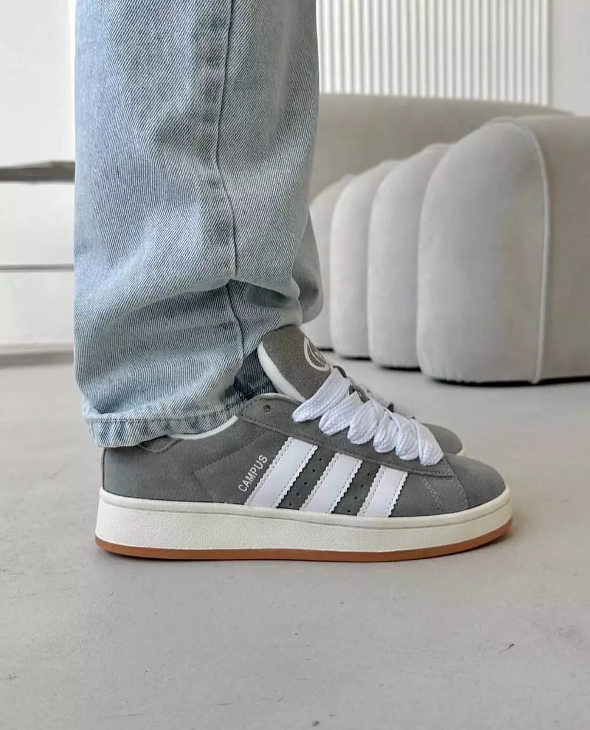 Adidas Campus 00s image