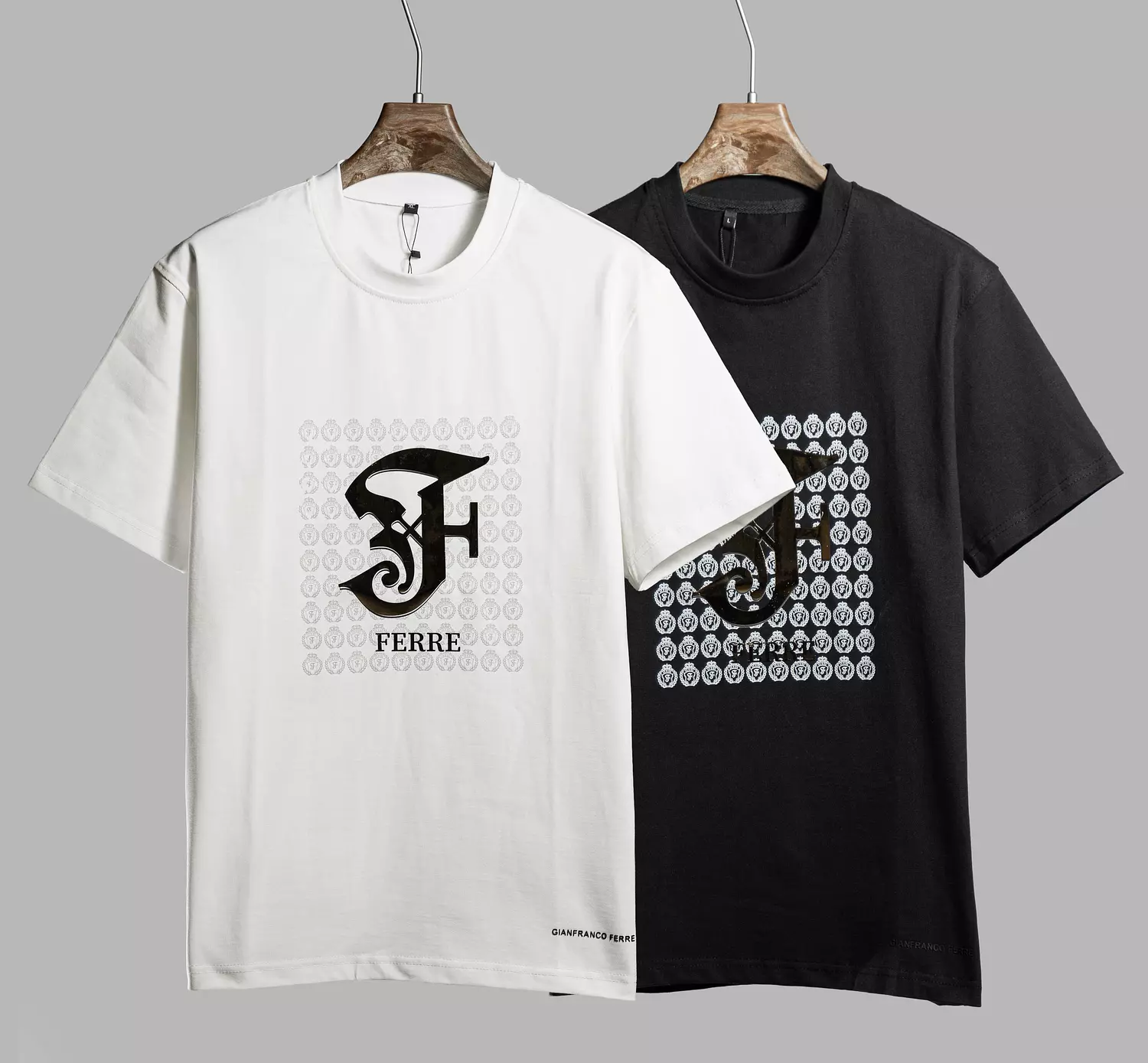 GIANFRANCO FERRE TSHIRT \ 24330 3