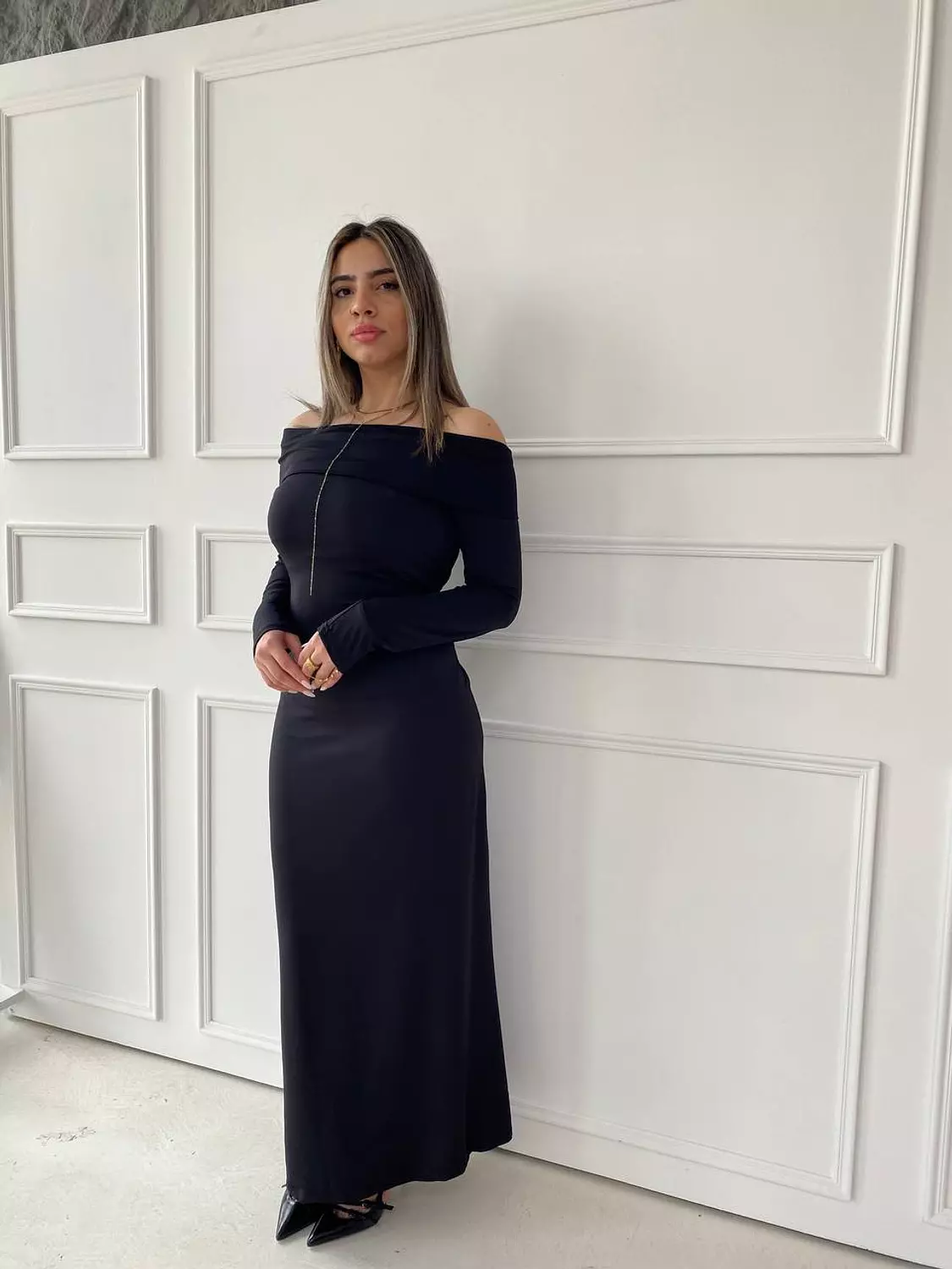 Off-Shoulder Dress 2
