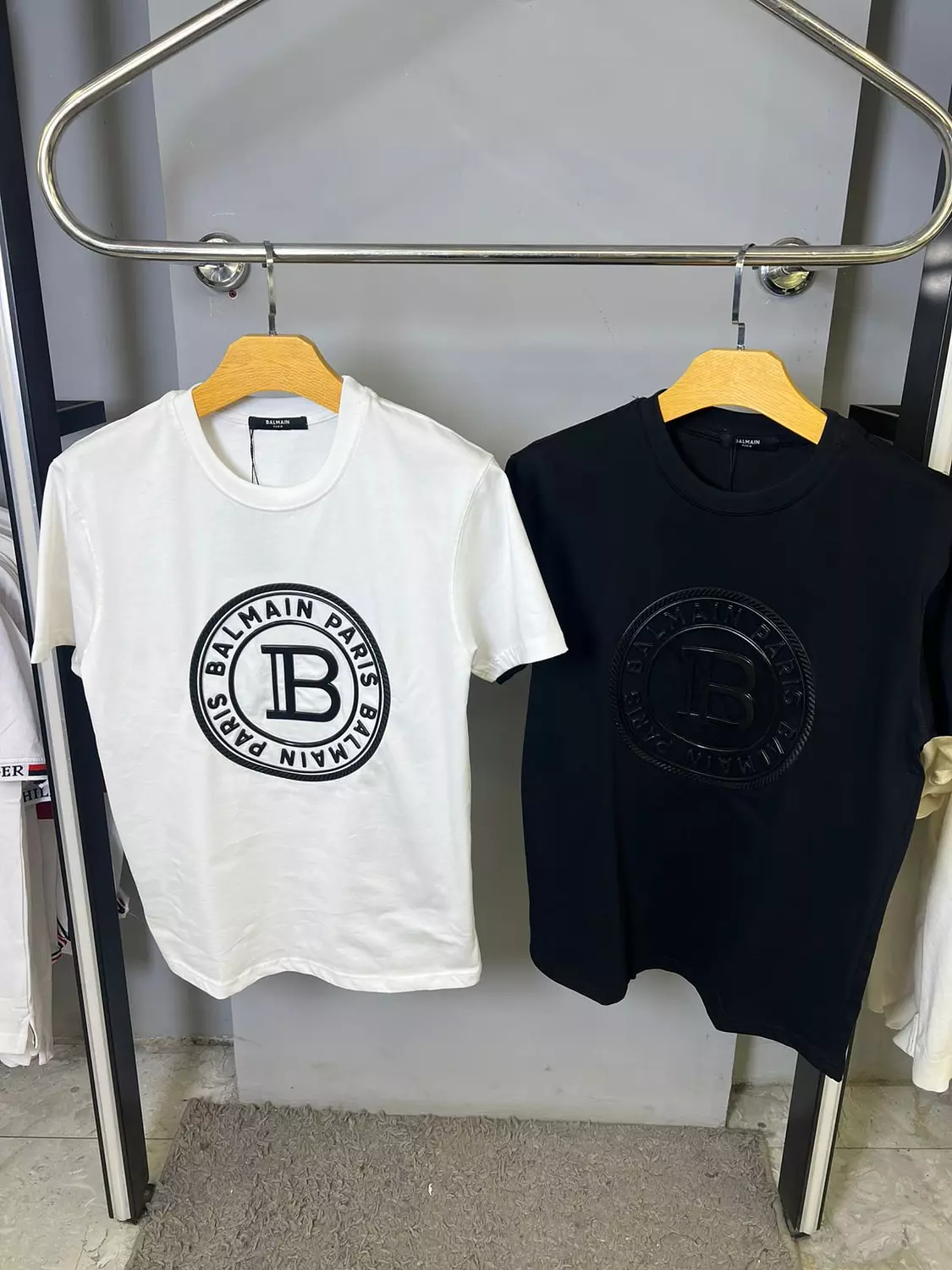 BALMAIN TSHIRT / 1259 5