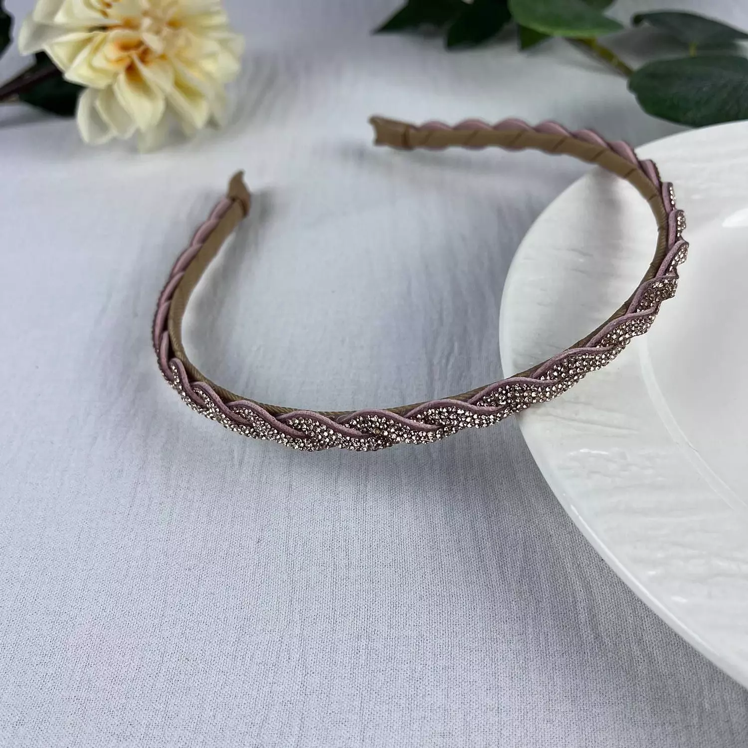 Elegant iconic head band from Splash hover image
