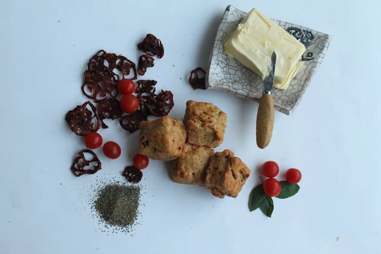 Sundried Tomato Cheese Scone 3