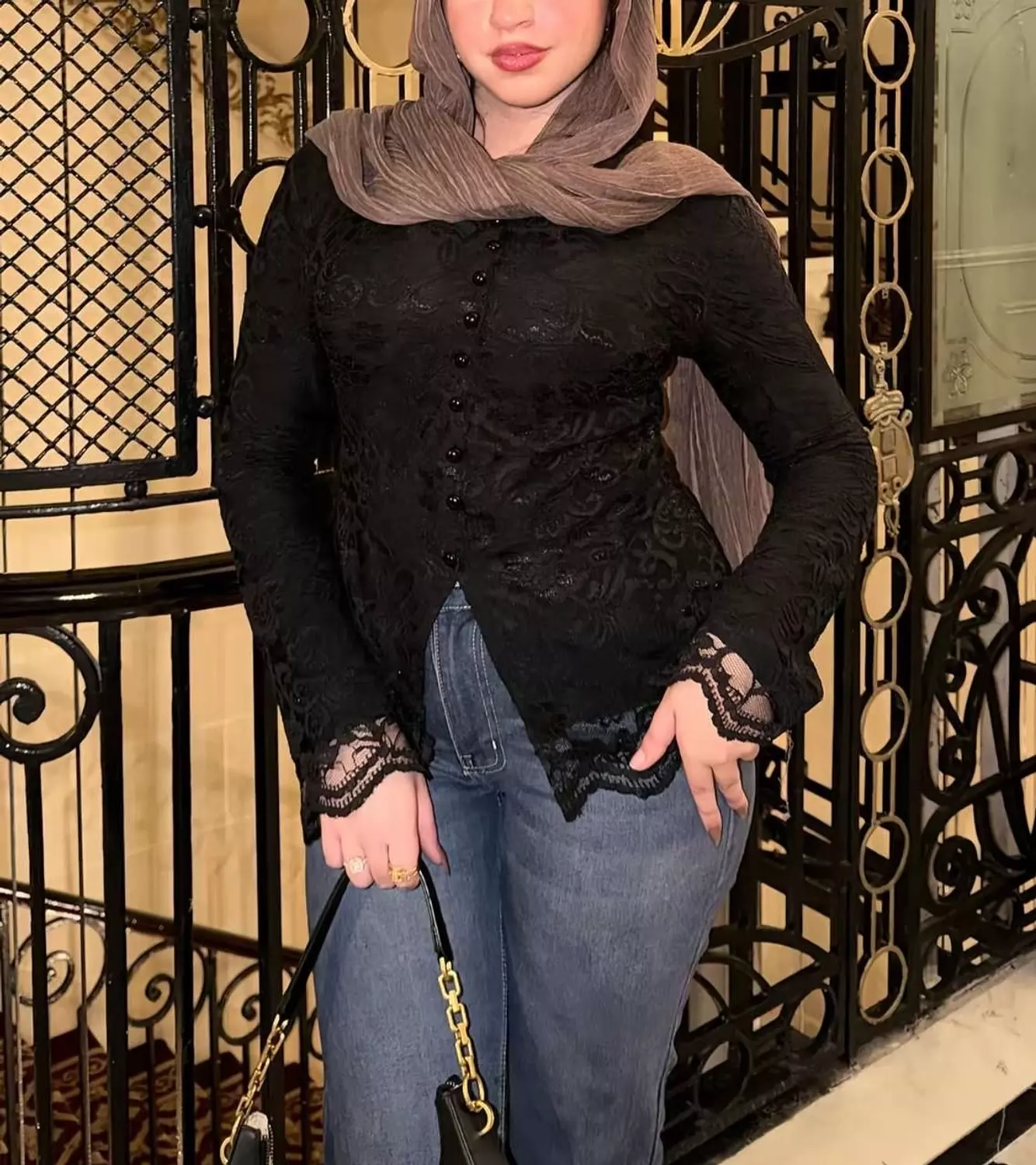 Trendy blouse 2