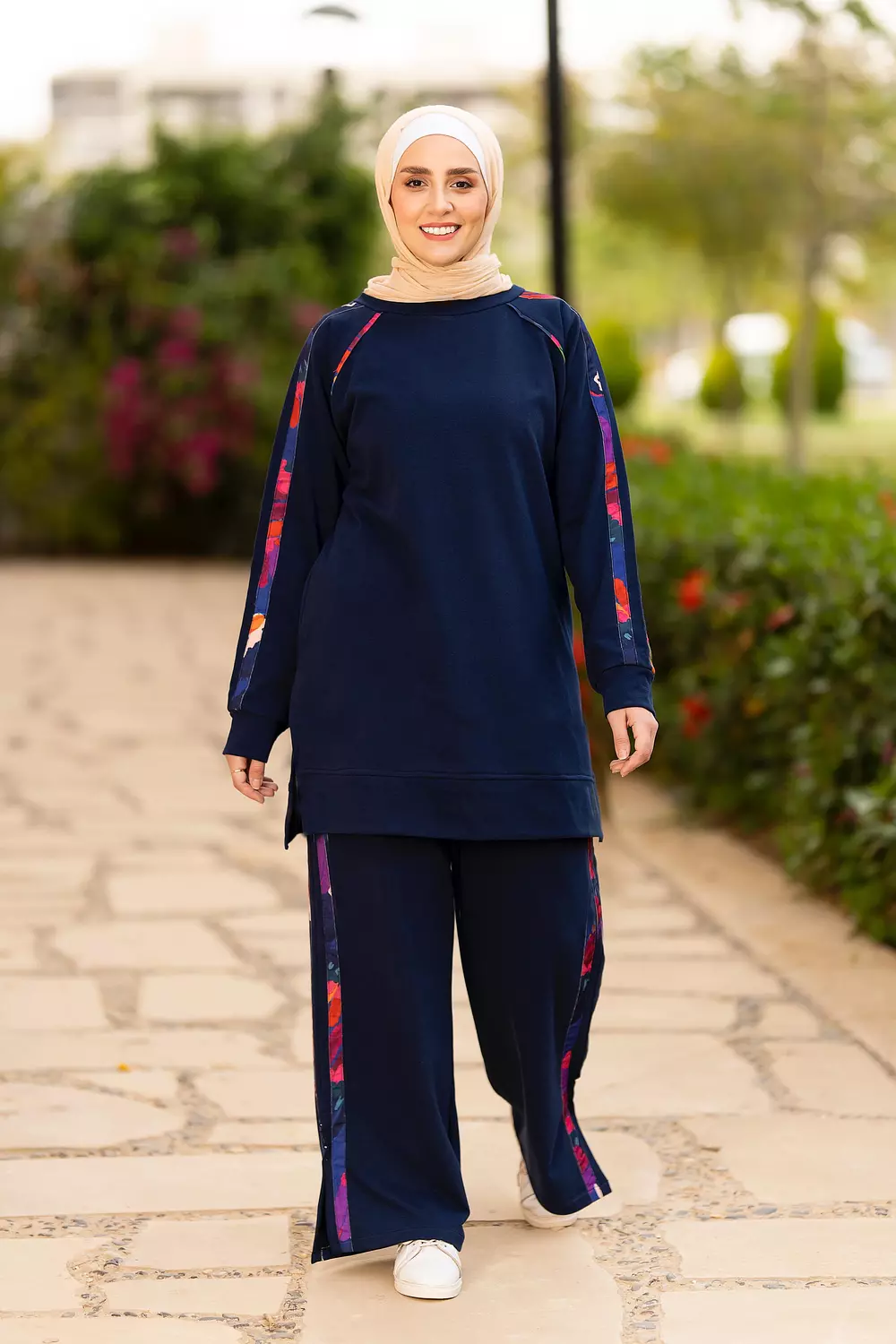 Dark blue cotton suit image