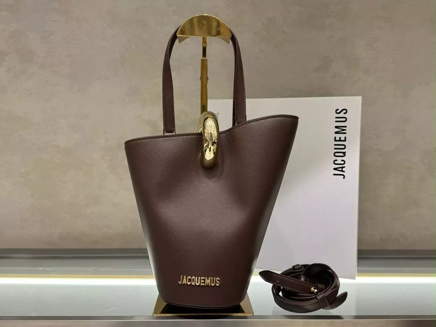 Jacquemus bag brown  image