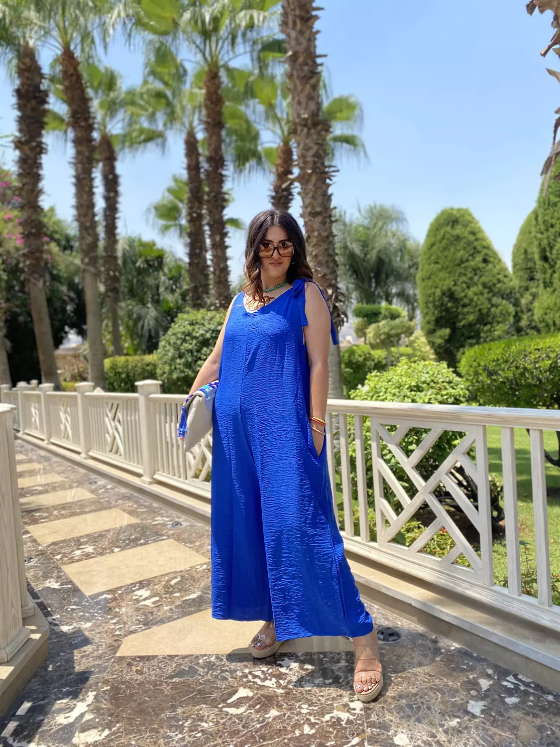 blue over size linen jumpsuit image