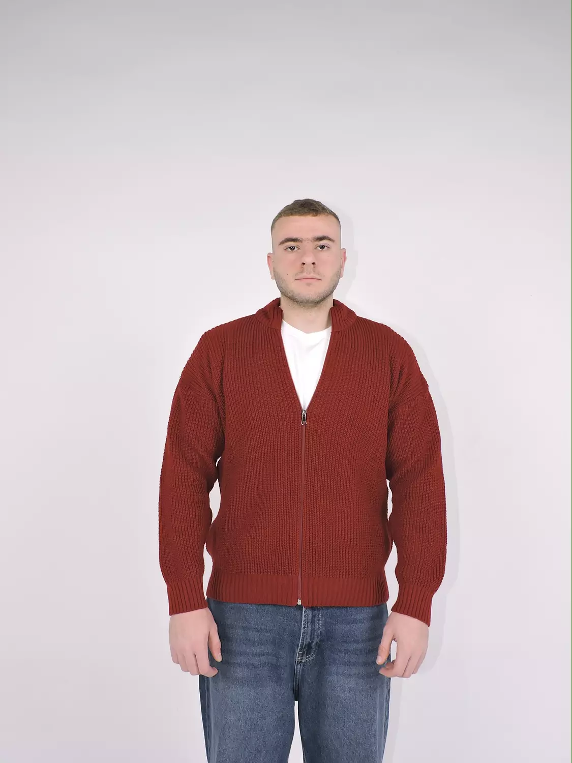 knitted burgundy sweater 3